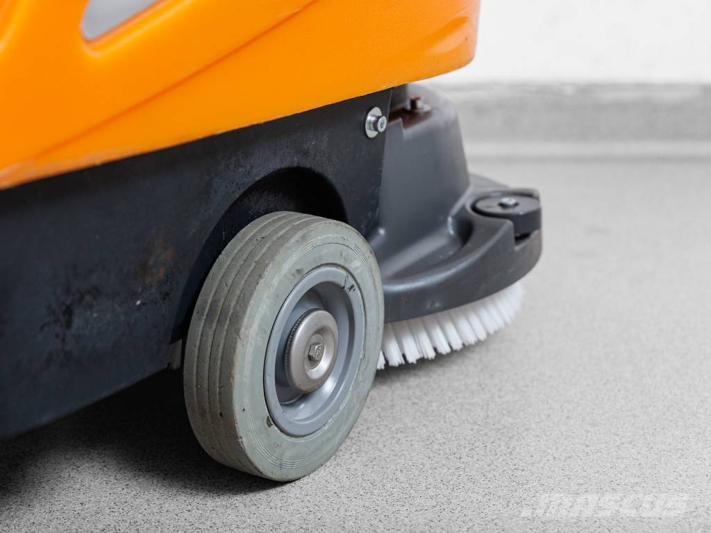 Taski Swingo 755 B - NEW BATTERIES Strojevi za čiščenje i ribanje podova
