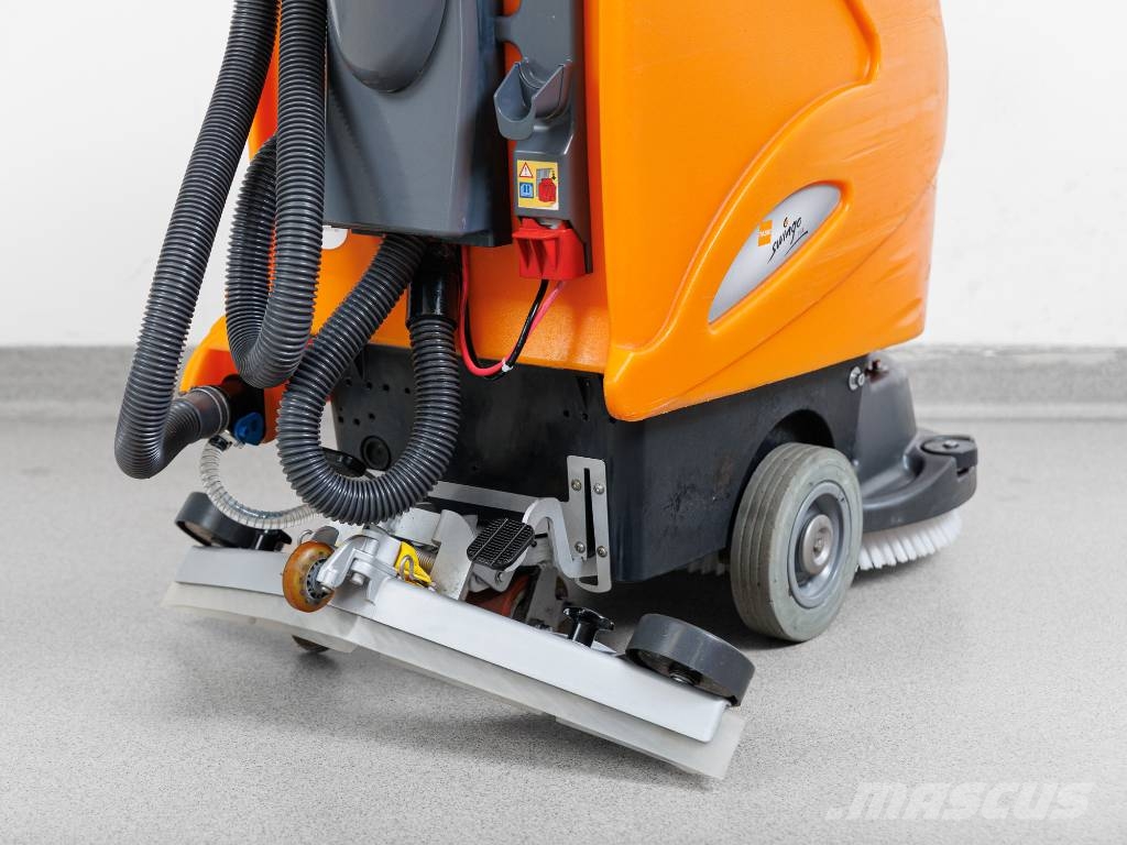 Taski Swingo 755 B - NEW BATTERIES Strojevi za čiščenje i ribanje podova