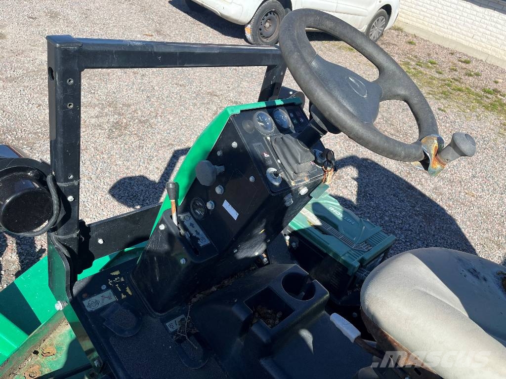 Ransomes HR6010 Dismantled. Only spare parts Riding mowers