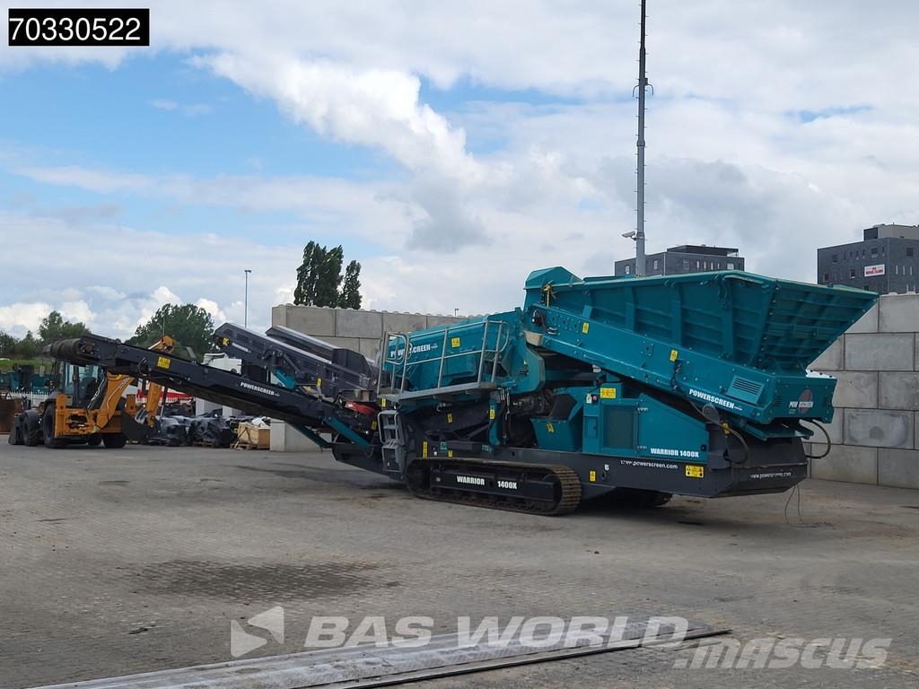 Powerscreen Warrior 1400X 自走式スクリーン