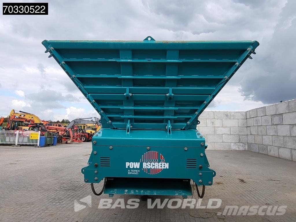 Powerscreen Warrior 1400X 自走式スクリーン
