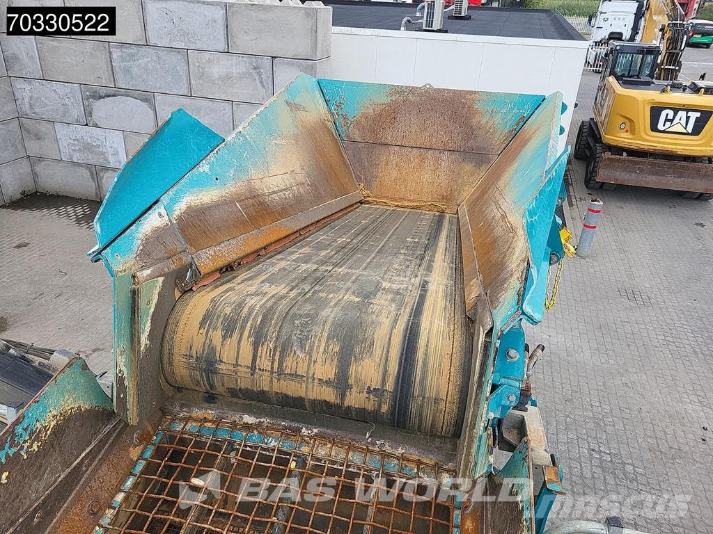 Powerscreen Warrior 1400X 自走式スクリーン