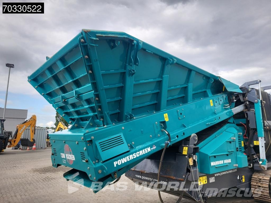 Powerscreen Warrior 1400X 自走式スクリーン