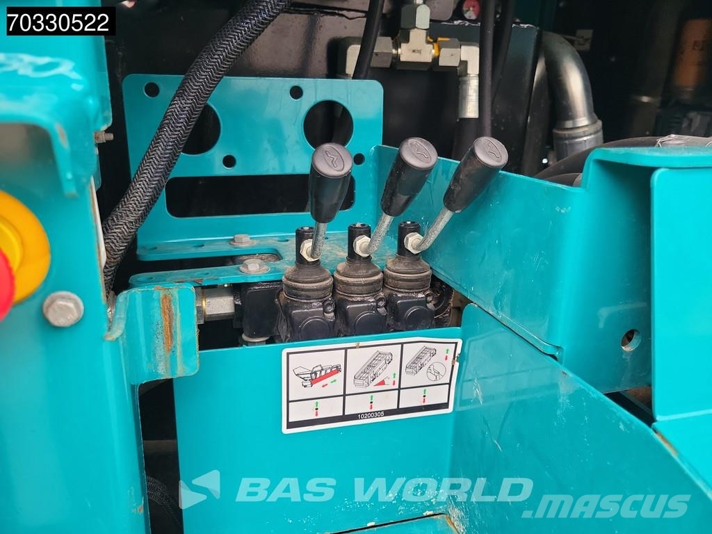 Powerscreen Warrior 1400X 自走式スクリーン