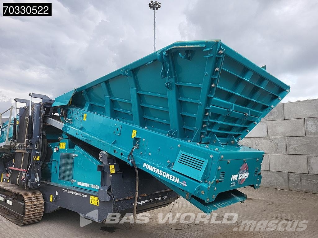 Powerscreen Warrior 1400X 自走式スクリーン