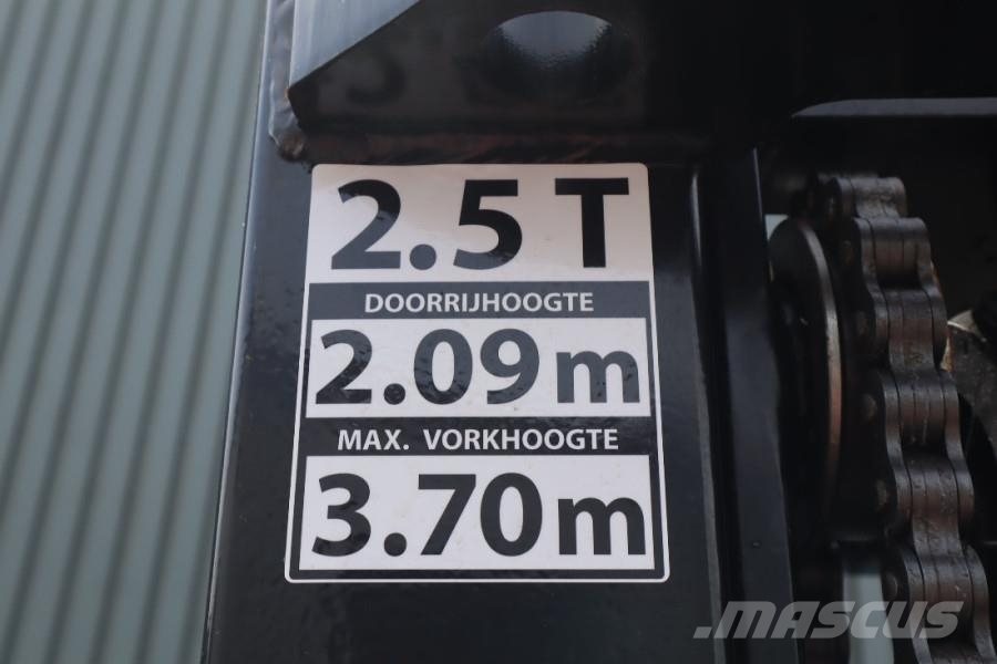 Manitou MC25-4 Valid Inspection, *Guarantee, Diesel, 4x4 Maastotrukit