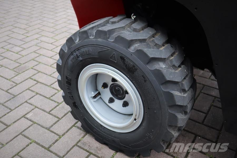 Manitou MC25-4 Valid Inspection, *Guarantee, Diesel, 4x4 Maastotrukit