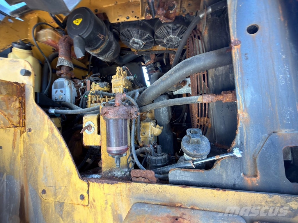 CAT 914 K **A REPARER**NEEDS REPAIR**ZU REPARIEREN** Cargadoras sobre ruedas