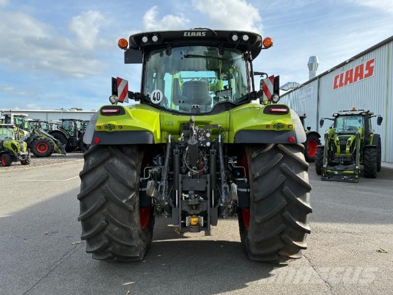 CLAAS ARION 550 CMATIC CEBIS Tractoren