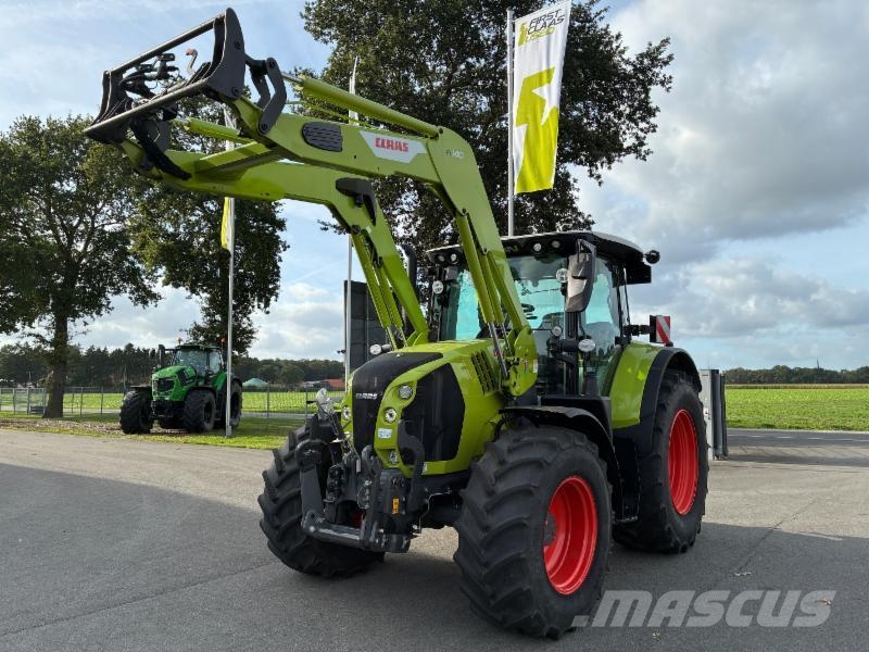CLAAS ARION 550 CMATIC CEBIS Tractoren