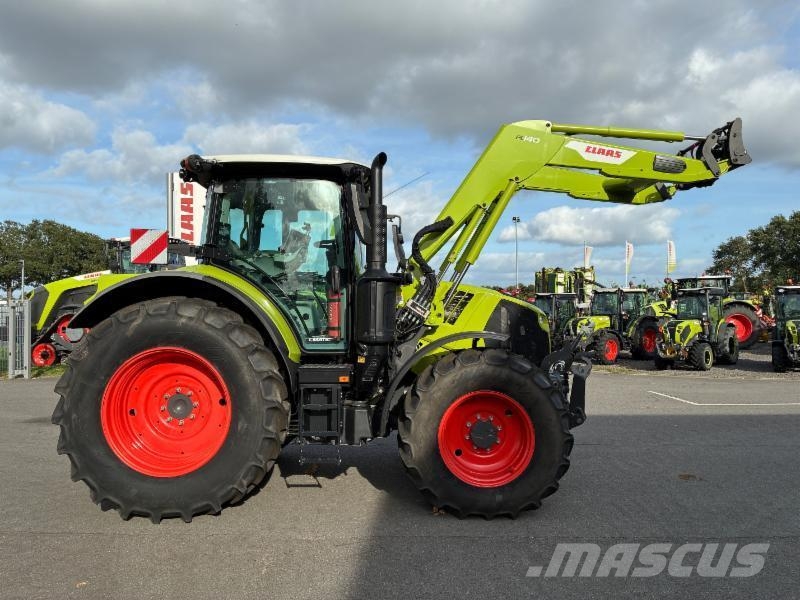 CLAAS ARION 550 CMATIC CEBIS Tractoren