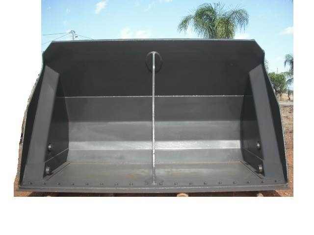Volvo high tip bucket  VOLVO L220 Baldes