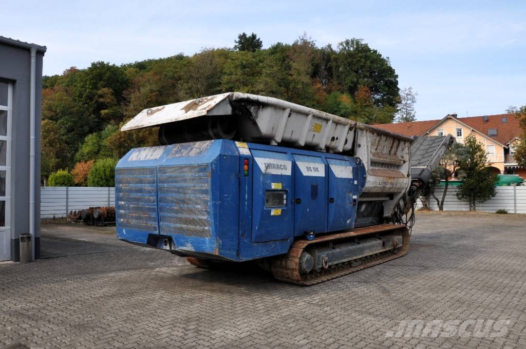 Lindner Urraco 95 DK آلات تمزيق المخلفات