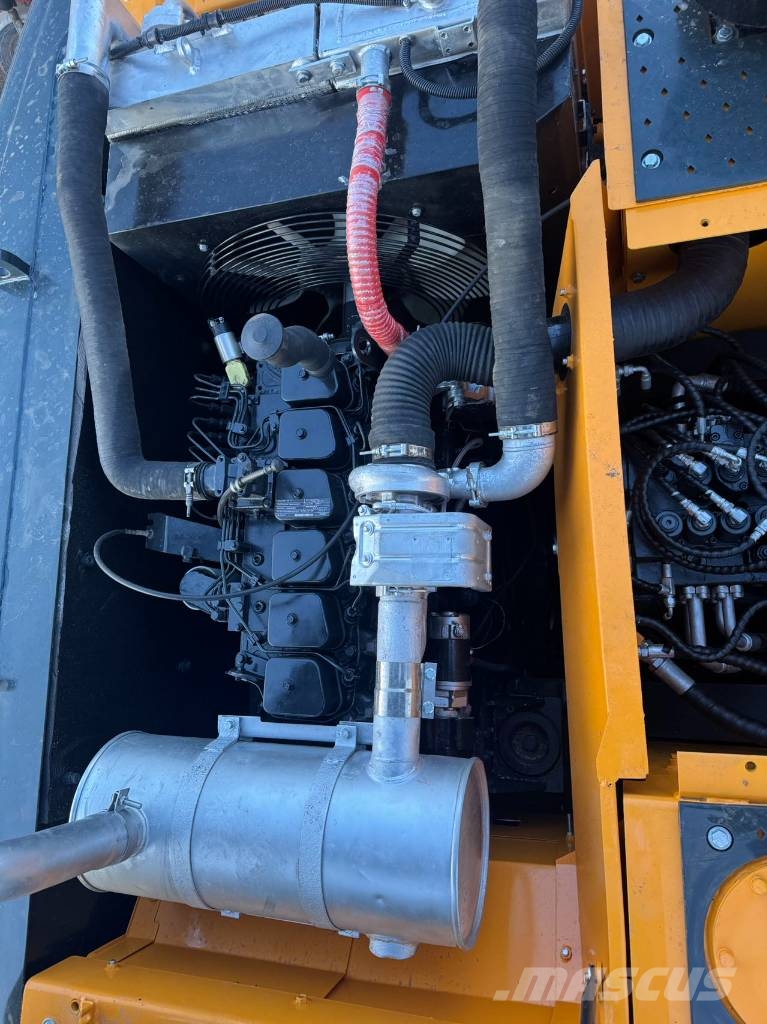 Hyundai 220 HD Midi bageri 7t – 12t