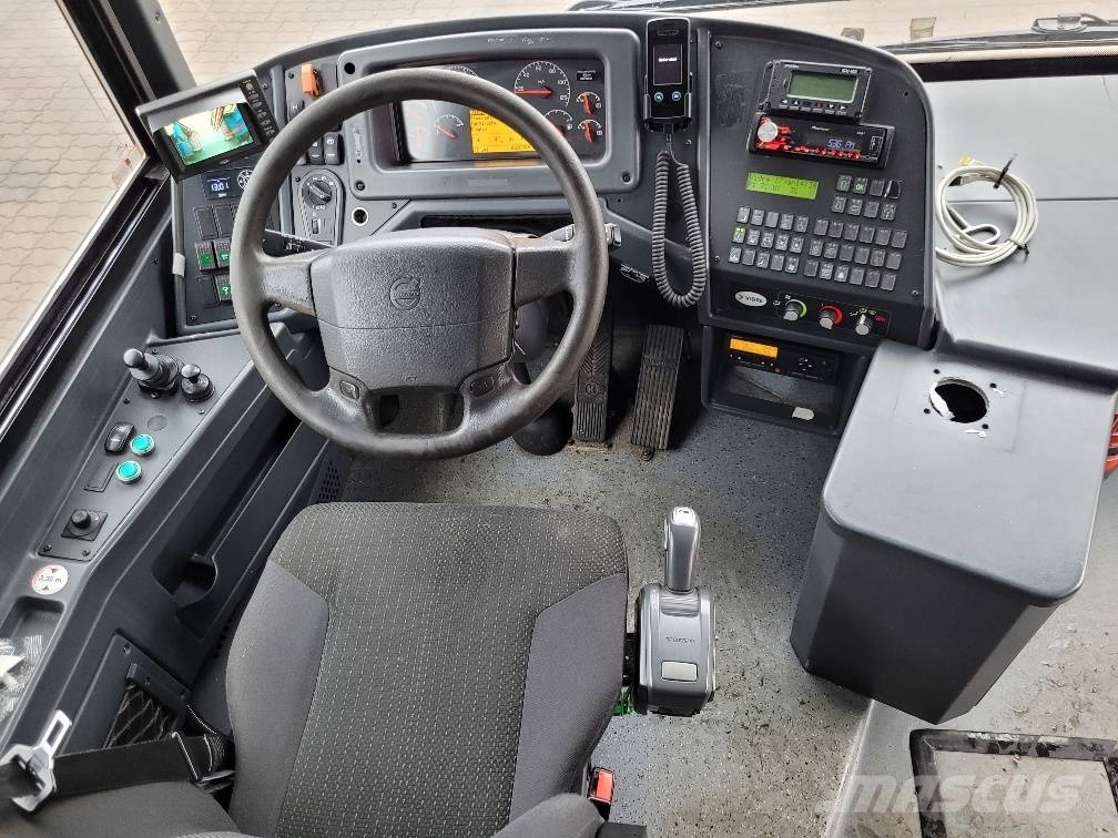 Volvo B9R VEST CONTRAST EURO5 51 SEATS Intercity busser