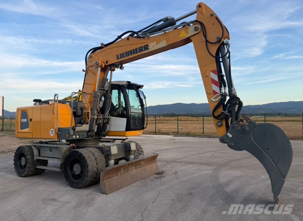 Liebherr A 916 Litronic Bagri na kolesih
