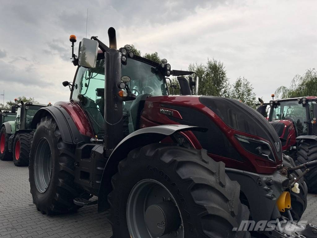 Valtra T234 VERSU SmartTouch Трактора