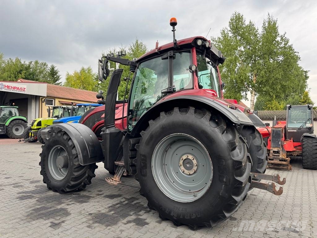 Valtra T234 VERSU SmartTouch Traktorer