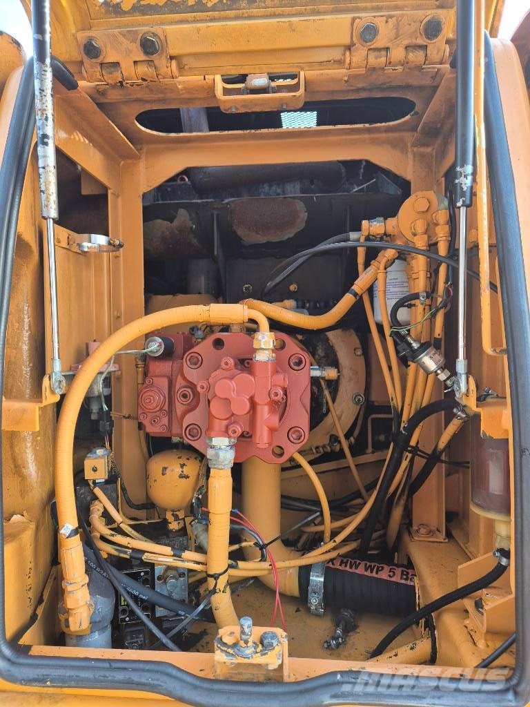Hyundai R 130 LCM-3 Gravemaskiner på larvebånd