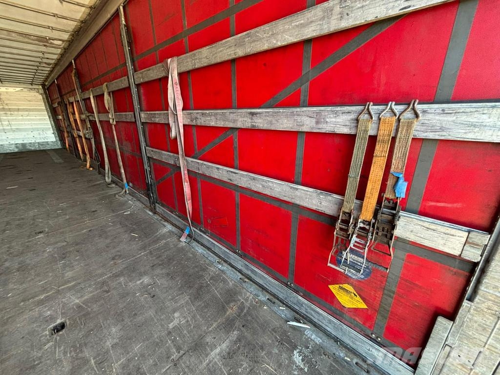 Schmitz Cargobull SCB S3T SLIDING ROOF / 1&3 AXLE LIFT Брезентови полуремаркета