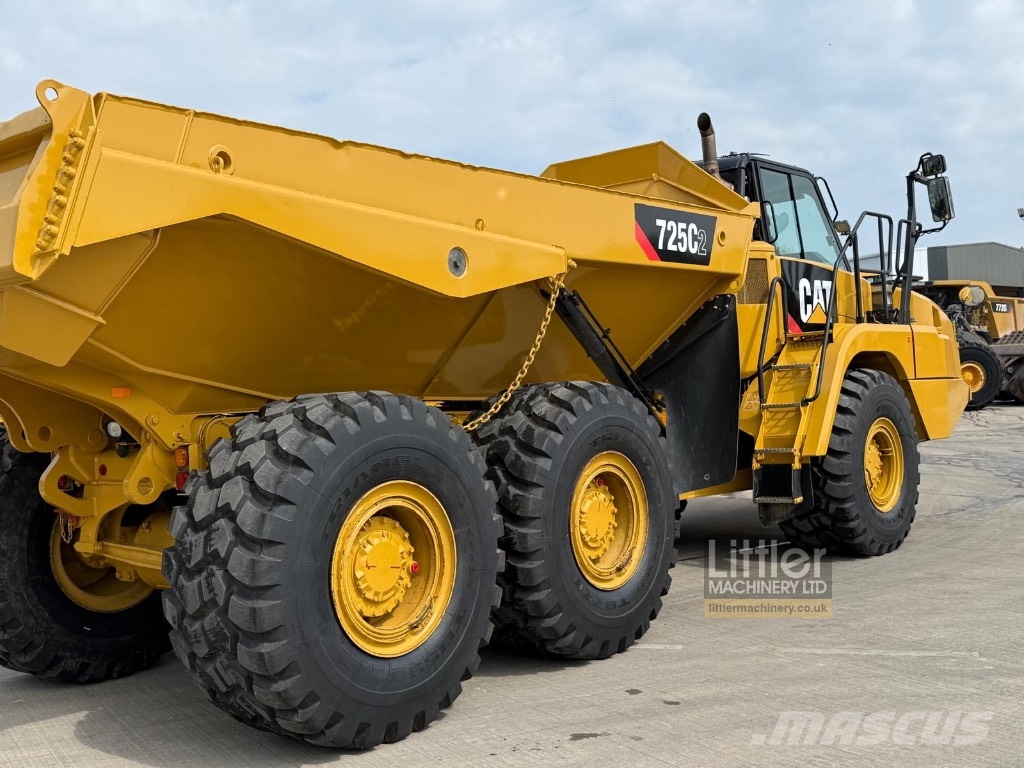 CAT 725 C2 *EPA* Σπαστό Dump Truck ADT