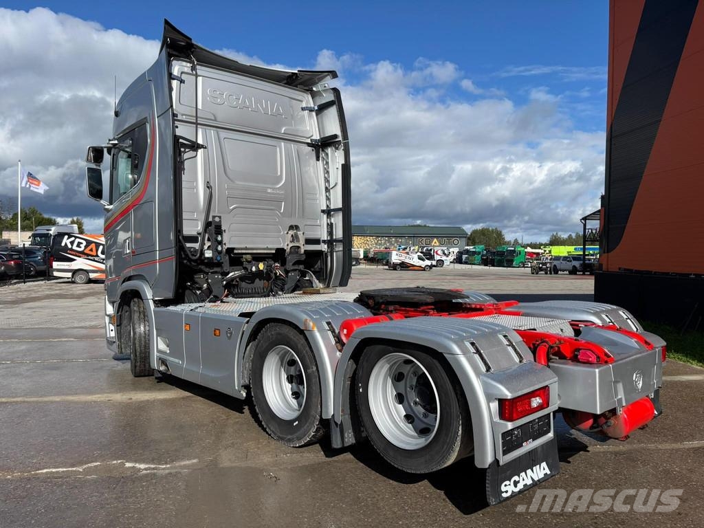 Scania S 580 6x2 RETARDER / DOUBLE BOGIE Sadulveokid