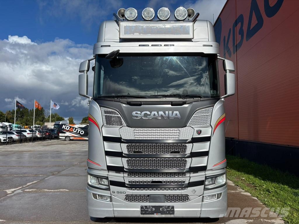 Scania S 580 6x2 RETARDER / DOUBLE BOGIE Sadulveokid