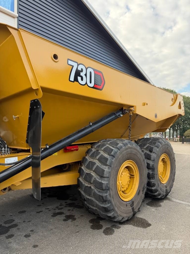CAT 730 Knik dumptrucks