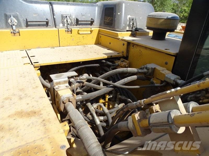 CAT 352 F Telakaivukoneet