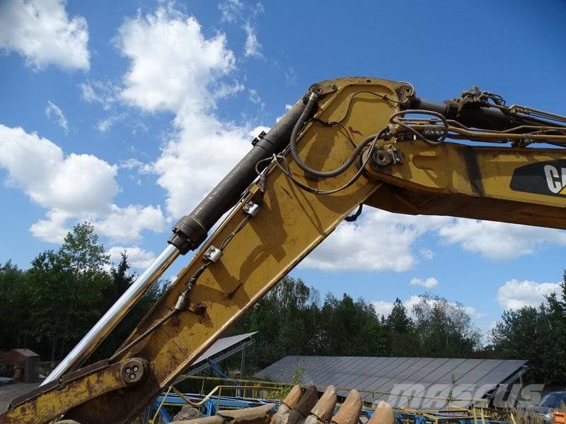 CAT 352 F Telakaivukoneet