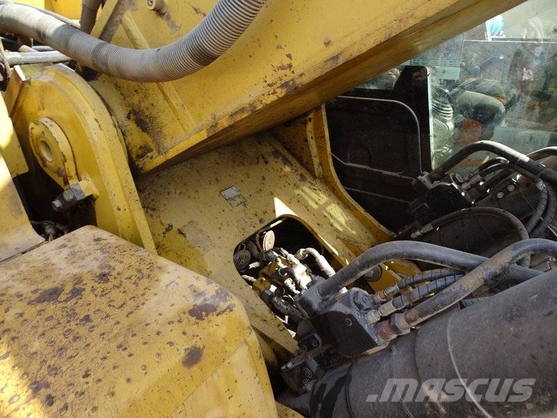 CAT 352 F Telakaivukoneet