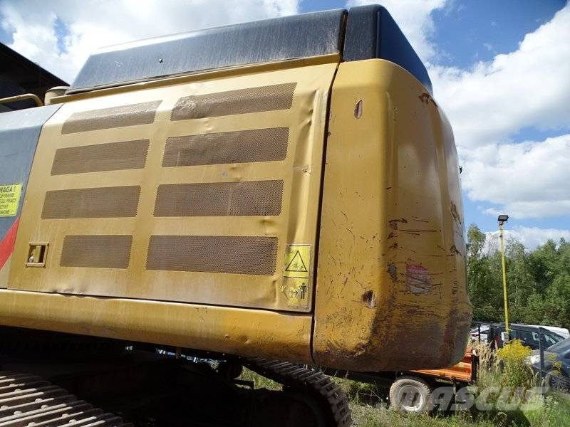 CAT 352 F Telakaivukoneet