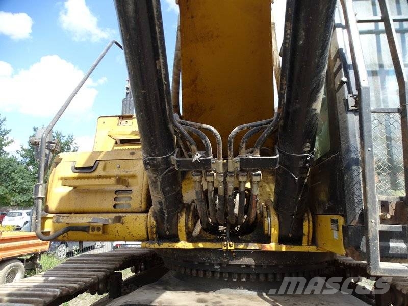 CAT 352 F Telakaivukoneet