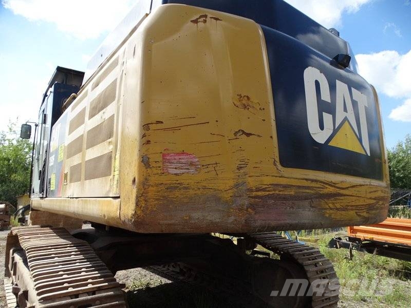 CAT 352 F Telakaivukoneet