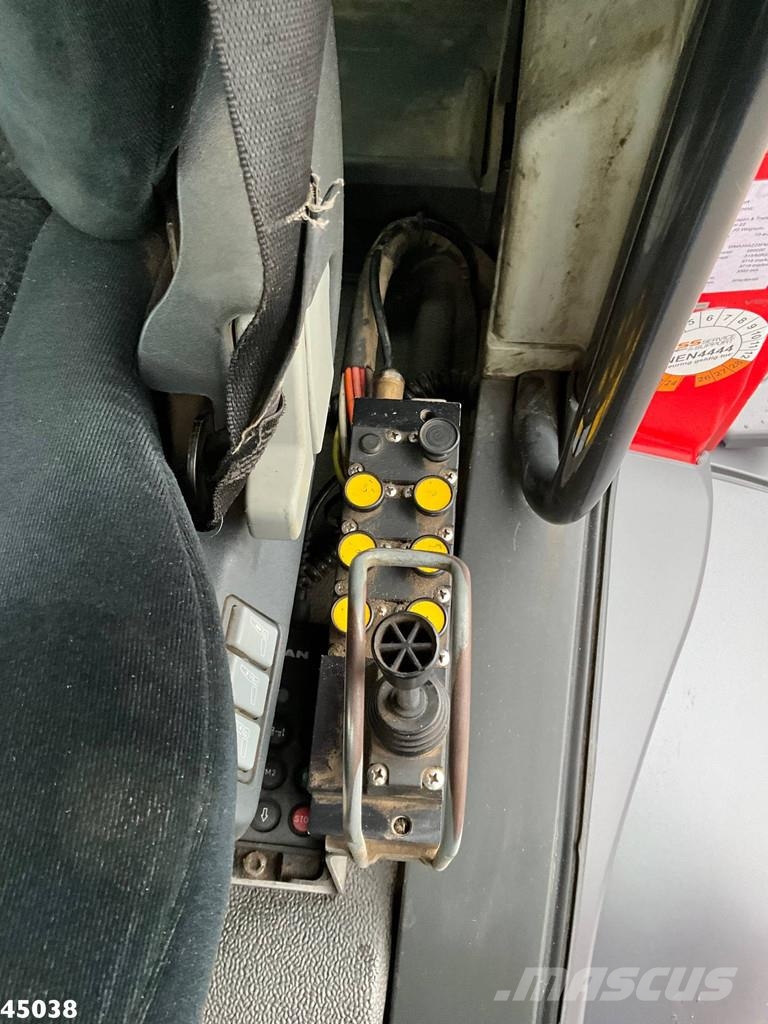 MAN TGS 35.400 8x6 Euro 6 HMF 16 Tonmeter Z-kraan Camion cu carlig de ridicare
