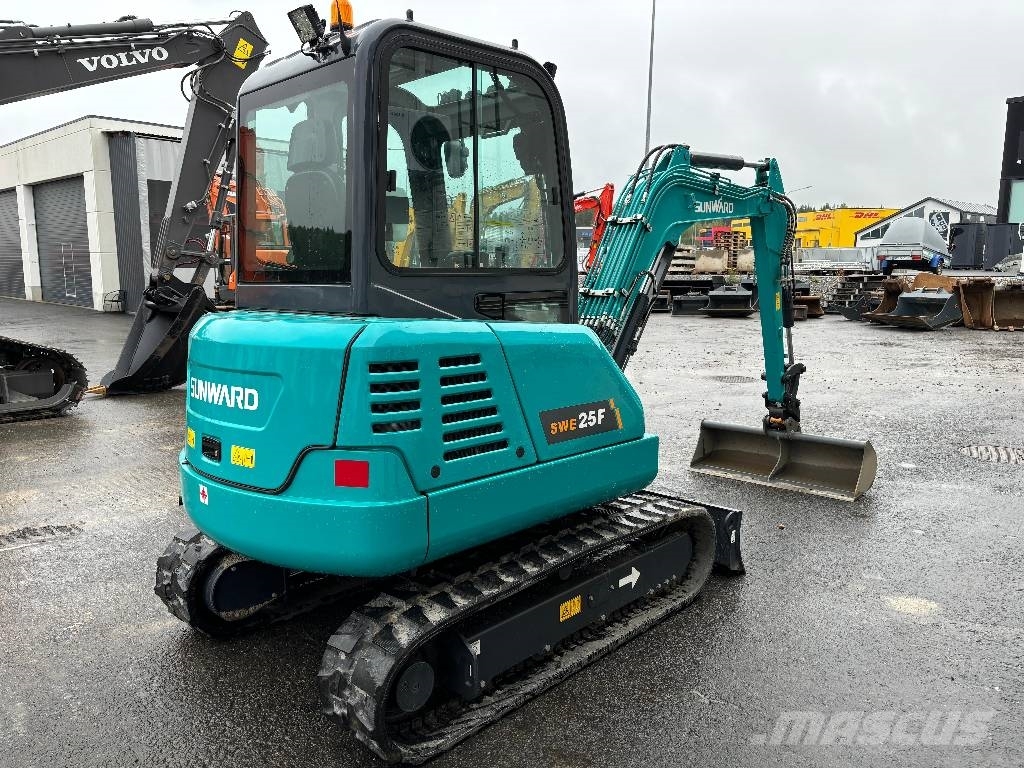 Sunward SWE25F KUIN UUSI Mini pelle < 7t