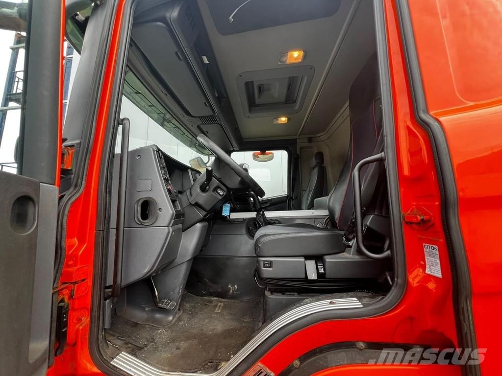 Scania P230 4X2 + ZEPRO LIFT 2500 KG Kamioni sa ciradom