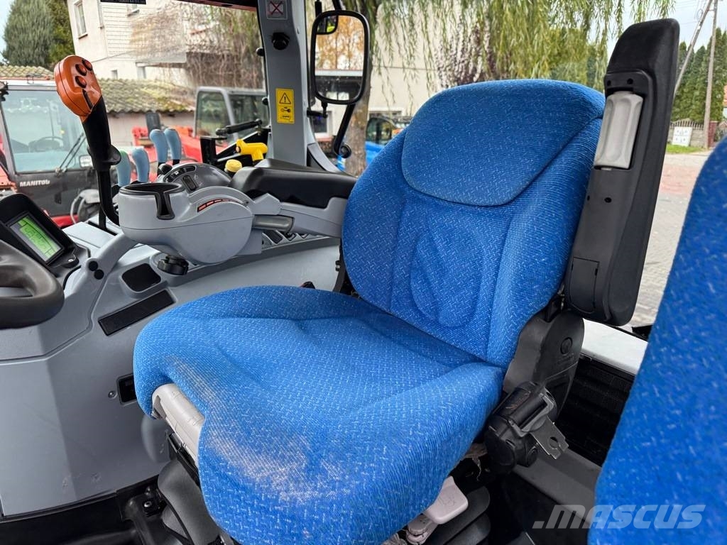 New Holland T7.200 RangeCommand Tractors