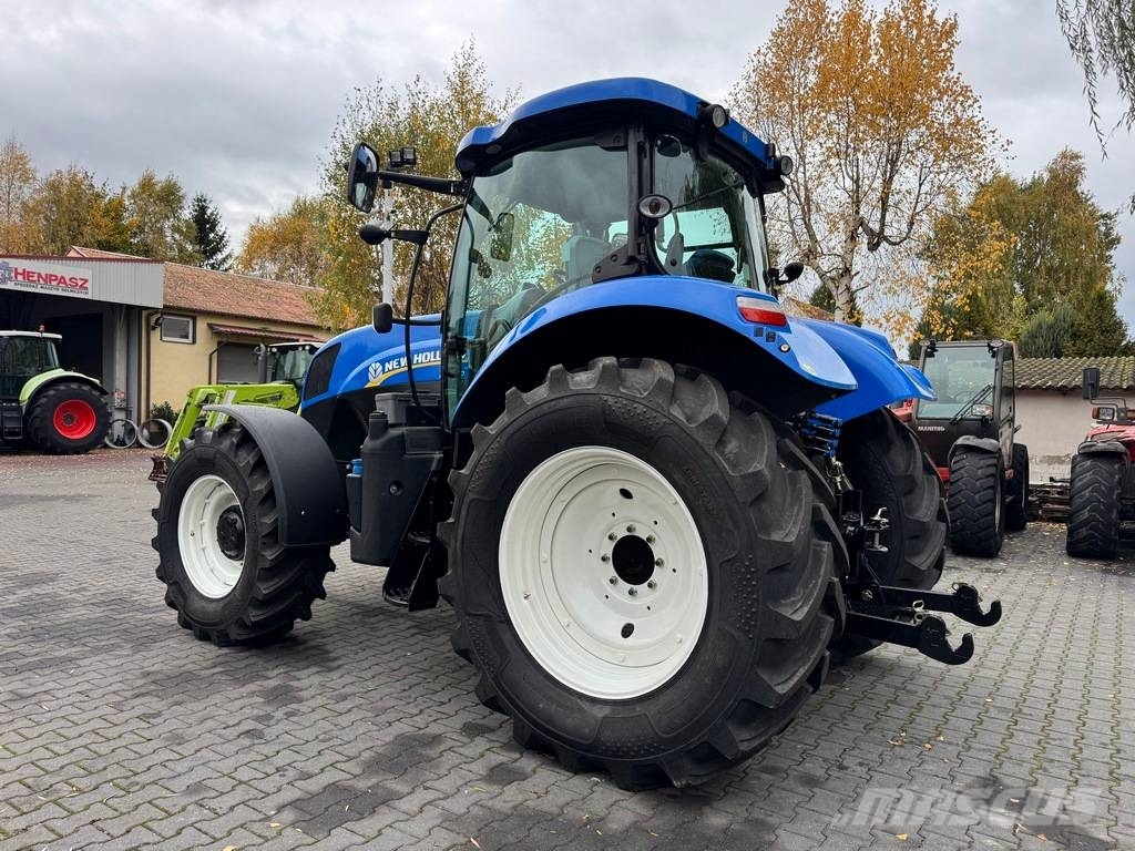 New Holland T7.200 RangeCommand Tractors