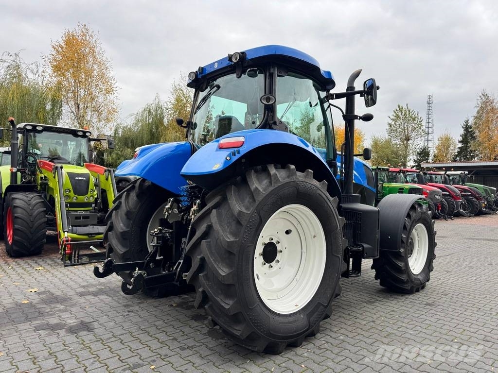 New Holland T7.200 RangeCommand Tractors