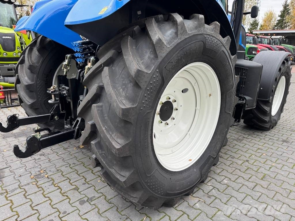 New Holland T7.200 RangeCommand Tractors