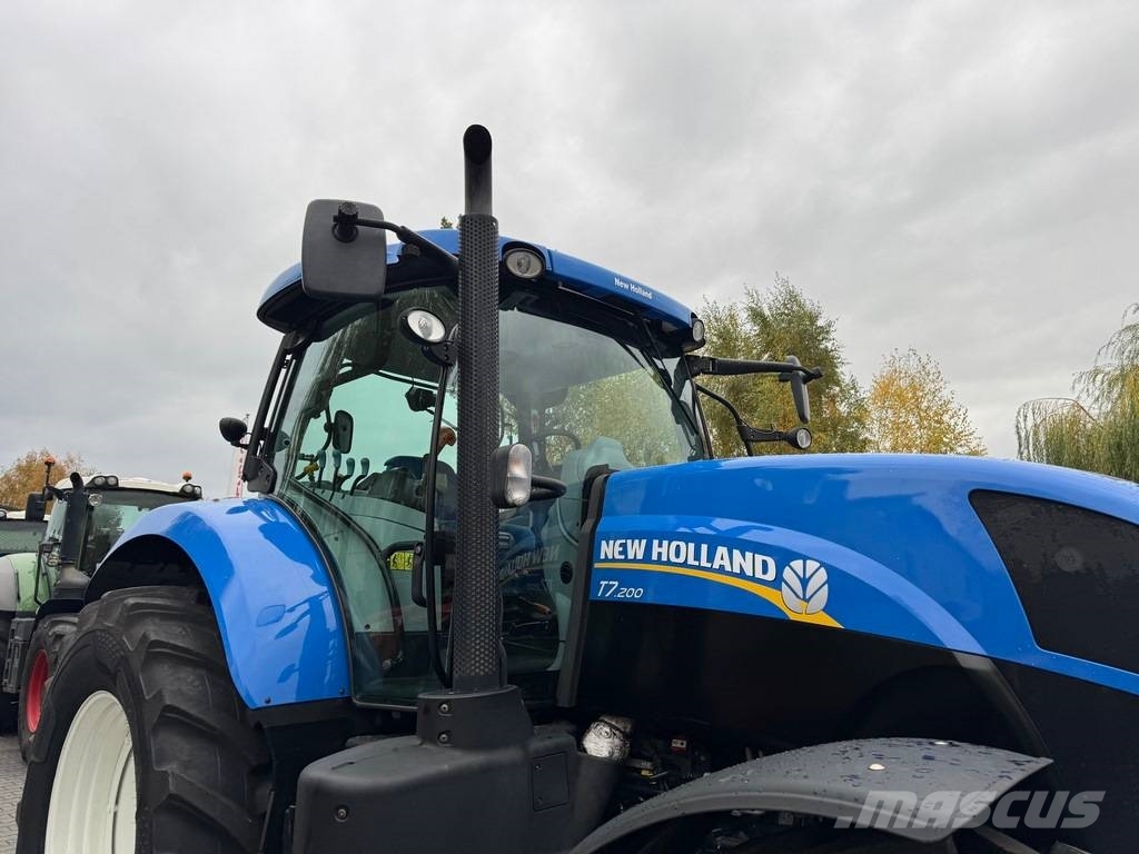 New Holland T7.200 RangeCommand Tractors