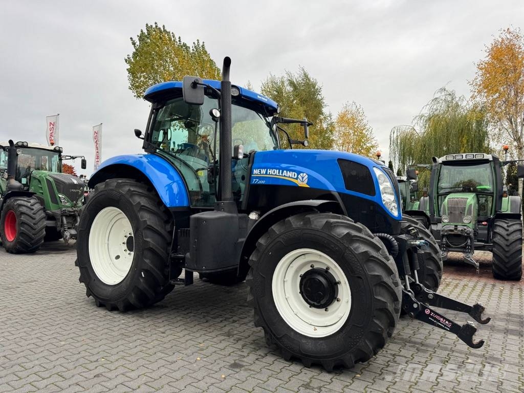 New Holland T7.200 RangeCommand Traktori