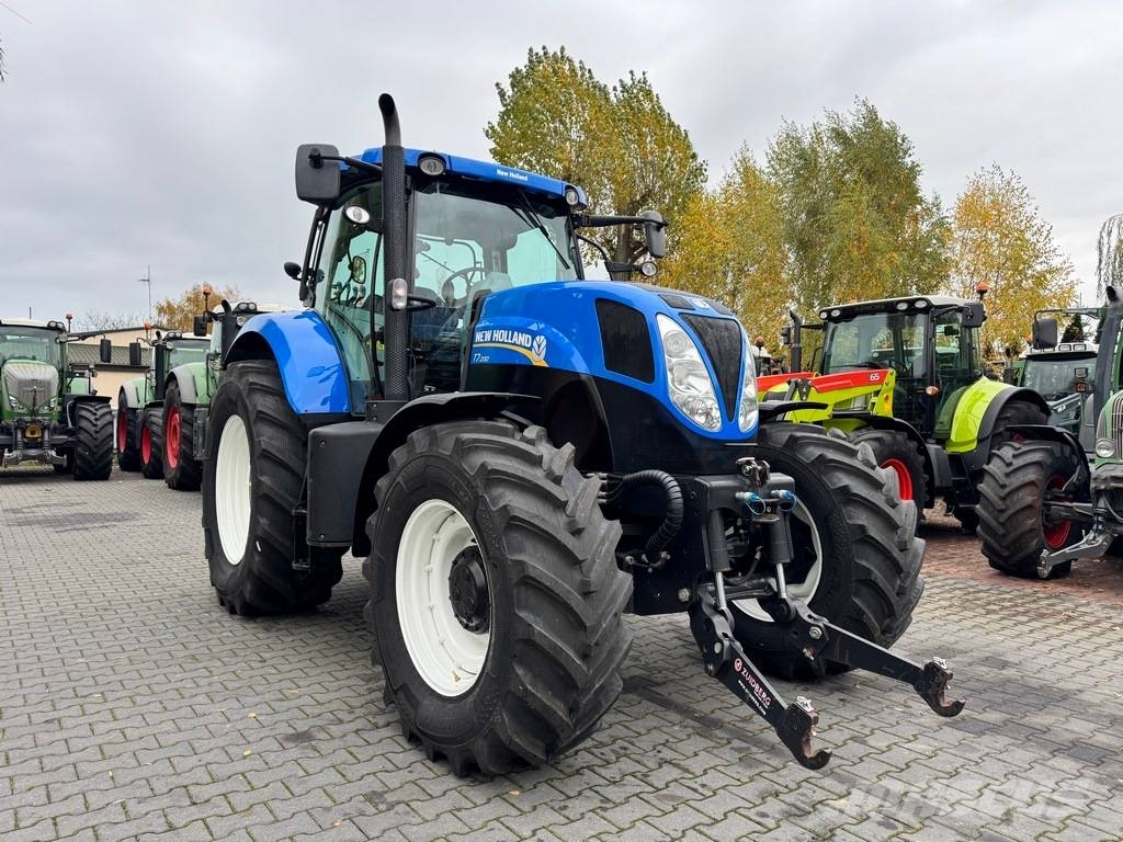 New Holland T7.200 RangeCommand Tractors