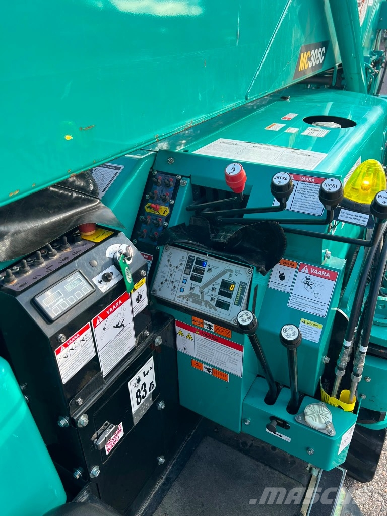 Maeda MC 305 CRM Minikranen