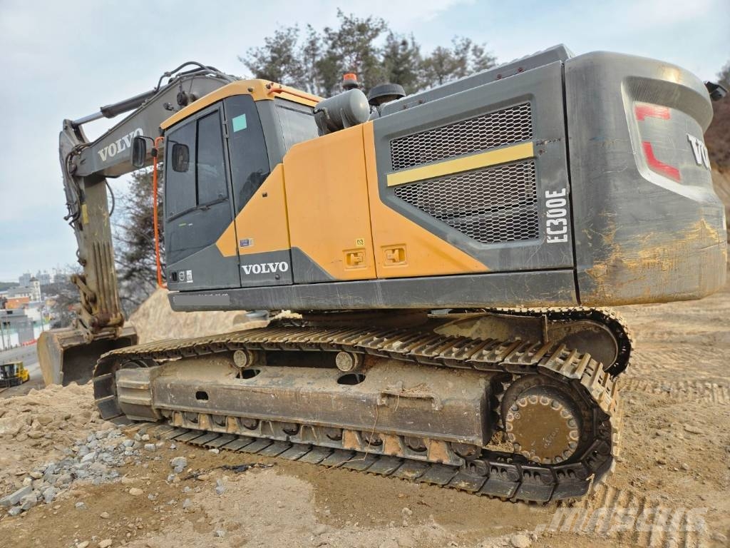 Volvo EC 300 E 대형 굴삭기 29톤 이상
