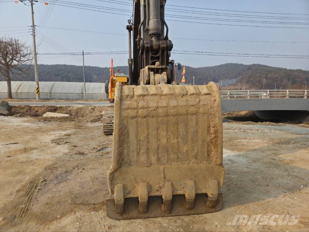 Volvo EC 300 E 대형 굴삭기 29톤 이상