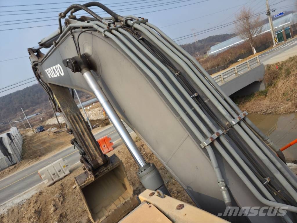 Volvo EC 300 E 대형 굴삭기 29톤 이상
