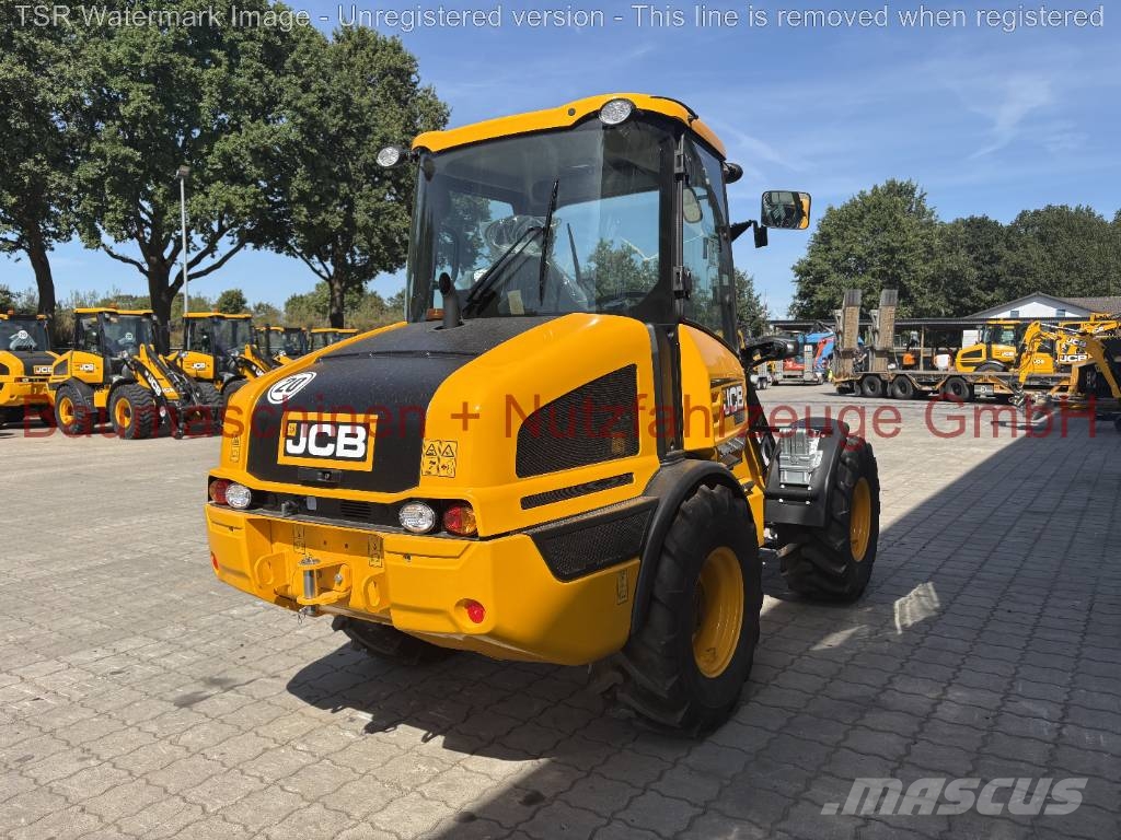 JCB 406 NEU BJ 26 Kolesni nakladalci