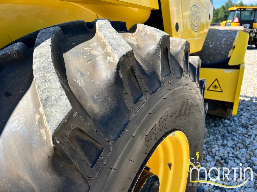 Bomag BW 213 D H-4 Enkelt tromle